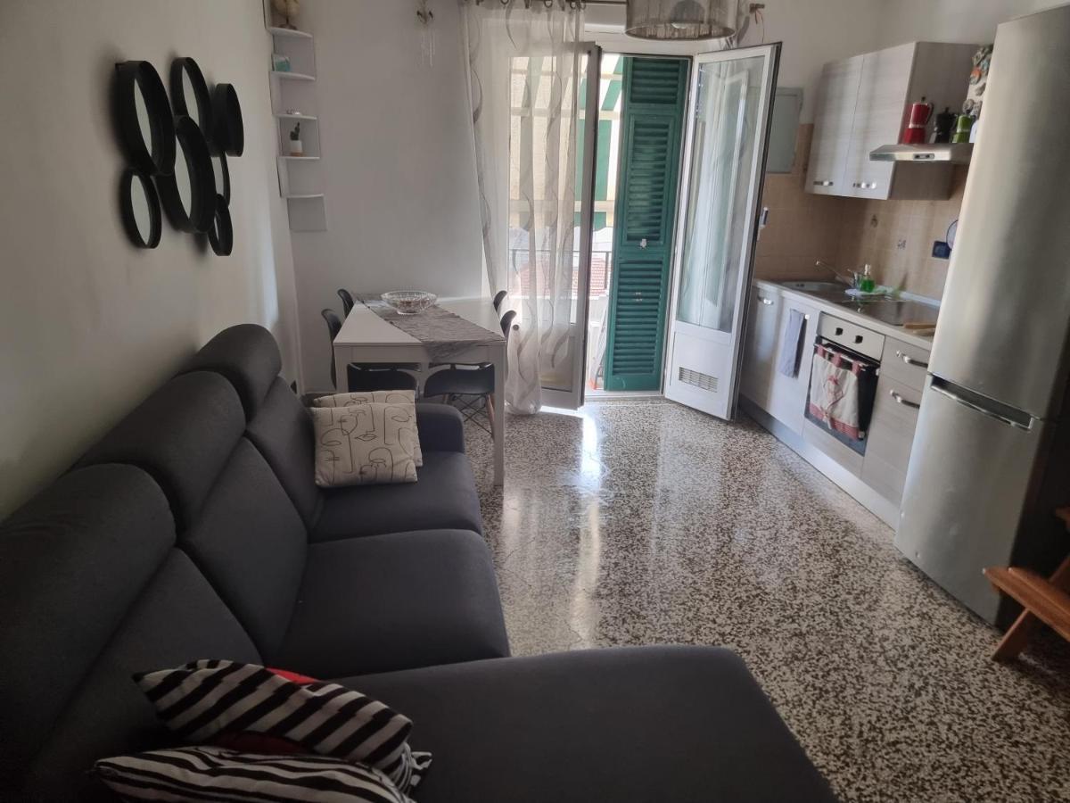 Al Mare Da Gaia Apartment Savona Exterior foto